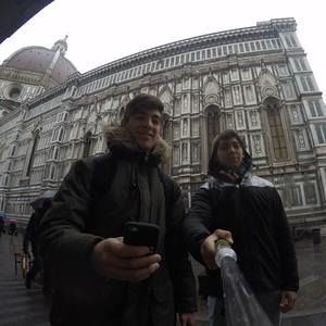 Meet your Posher, Lucho